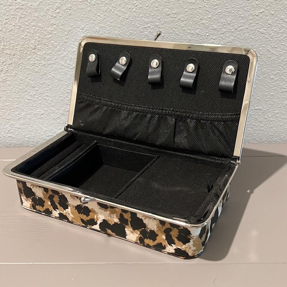 Jewelry / Accessories Case (animal print)